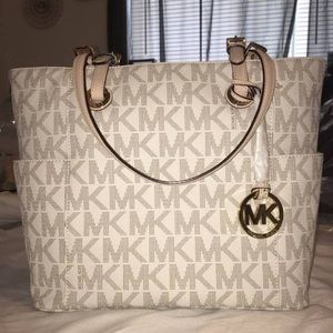Michael Kors white tote with zipper